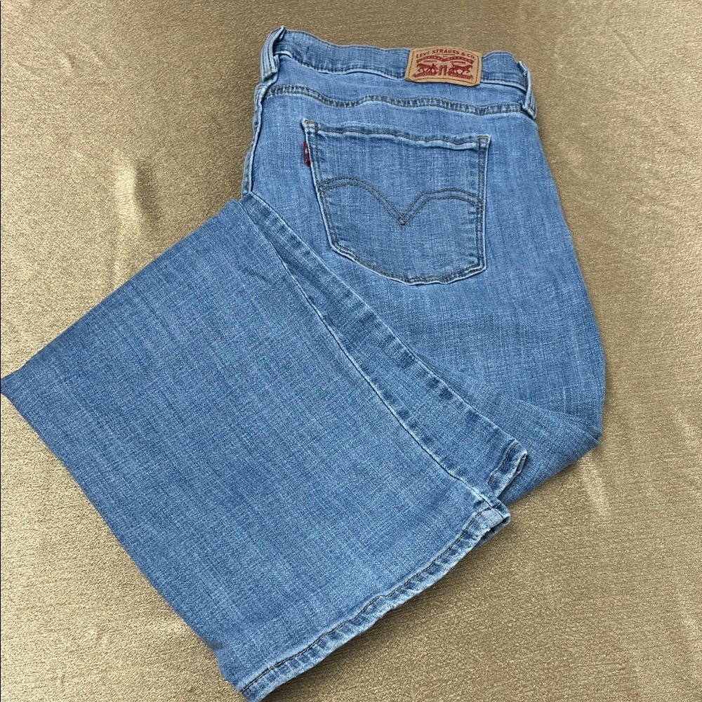 Levi's Women's Medium Blue Boot Cut Jeans